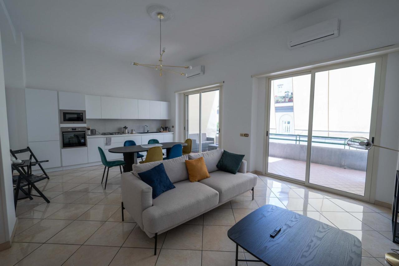 Chiaia Apartment San Pasquale By Dimorra Napoli Exterior foto