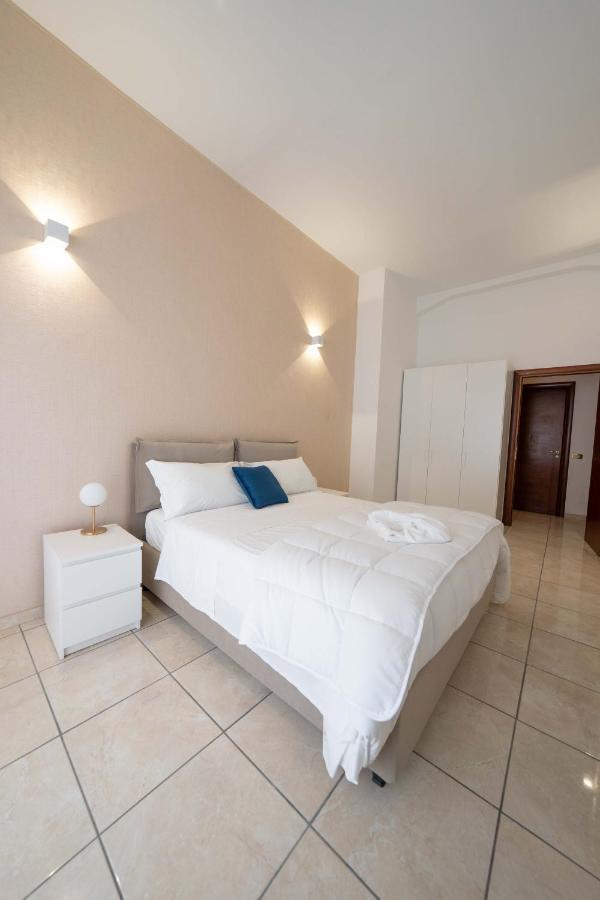 Chiaia Apartment San Pasquale By Dimorra Napoli Exterior foto