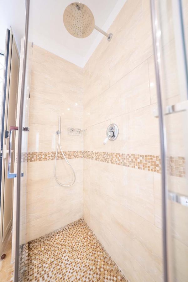 Chiaia Apartment San Pasquale By Dimorra Napoli Exterior foto