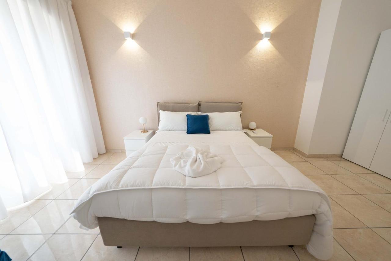 Chiaia Apartment San Pasquale By Dimorra Napoli Exterior foto